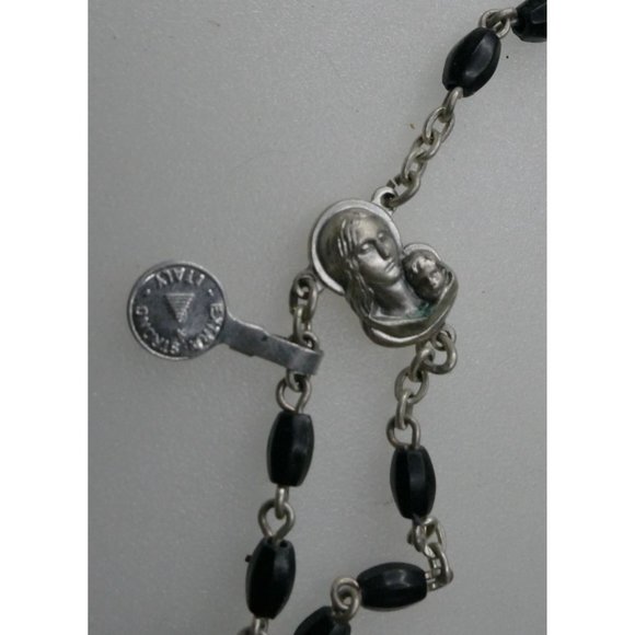 Vintage Italian Black Rosary With Molded Plastic Beads - 5 Decade Rosary - Picture 5 of 8
